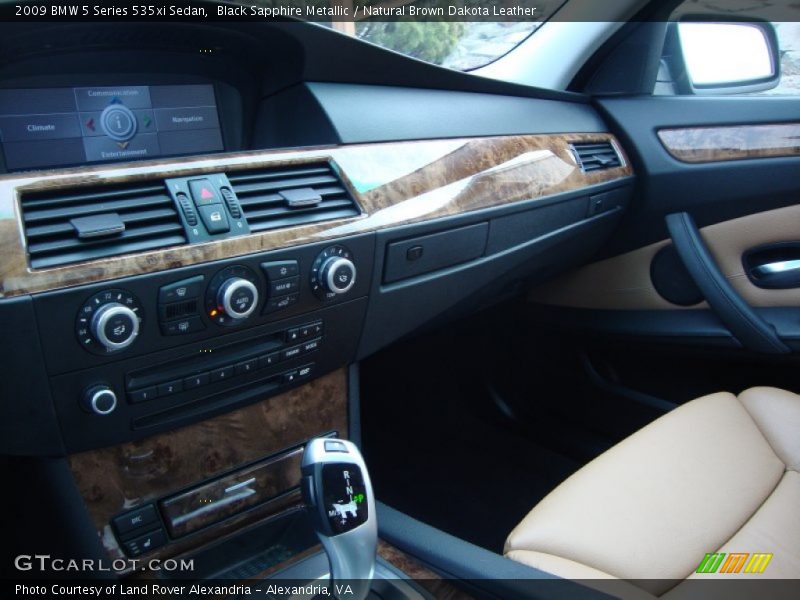 Black Sapphire Metallic / Natural Brown Dakota Leather 2009 BMW 5 Series 535xi Sedan