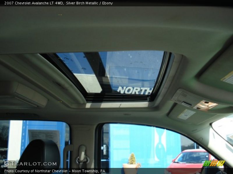 Silver Birch Metallic / Ebony 2007 Chevrolet Avalanche LT 4WD