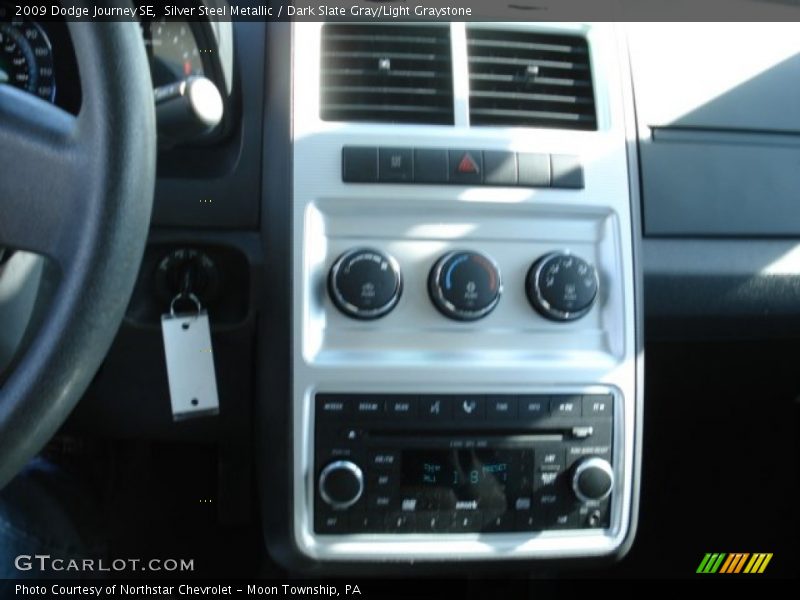 Silver Steel Metallic / Dark Slate Gray/Light Graystone 2009 Dodge Journey SE