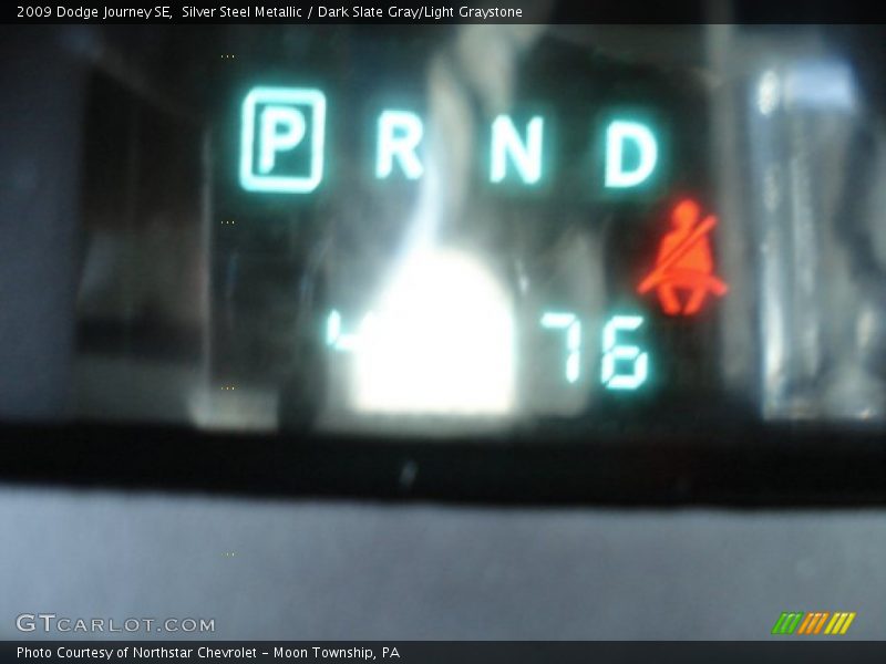 Silver Steel Metallic / Dark Slate Gray/Light Graystone 2009 Dodge Journey SE
