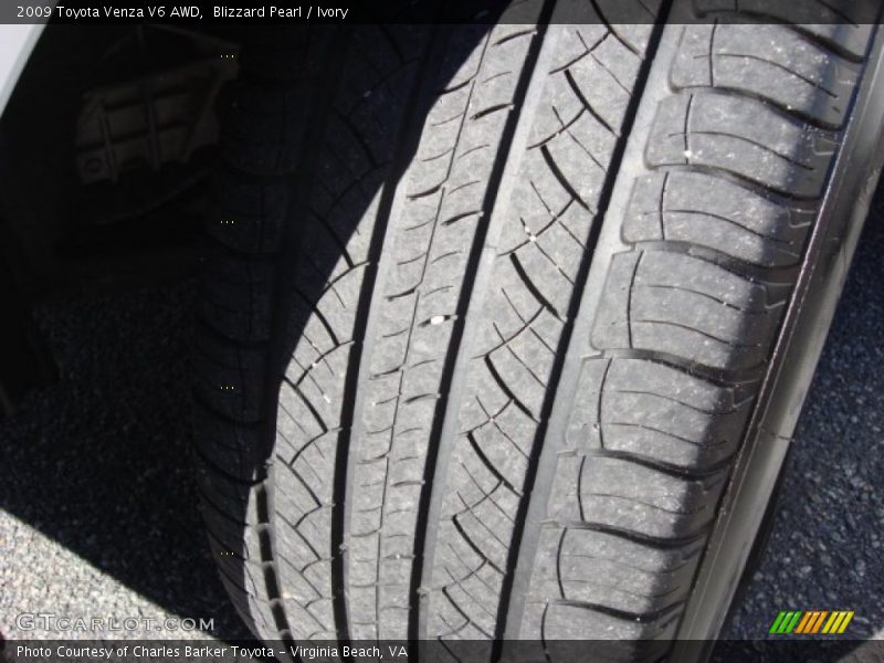 Blizzard Pearl / Ivory 2009 Toyota Venza V6 AWD