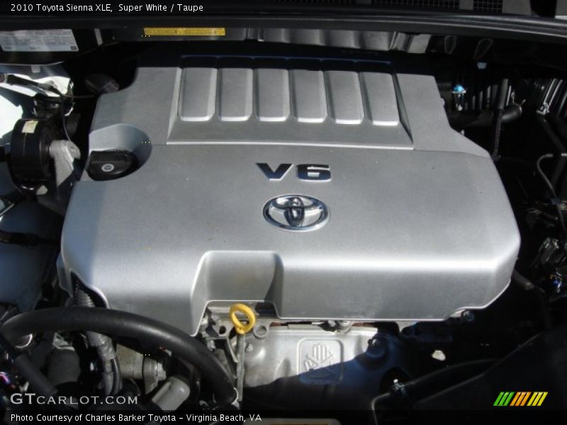 Super White / Taupe 2010 Toyota Sienna XLE