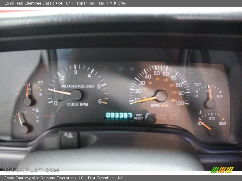 Chili Pepper Red Pearl / Mist Gray 1998 Jeep Cherokee Classic 4x4