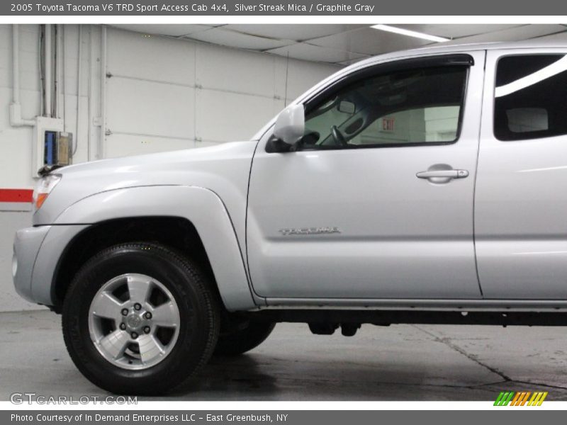 Silver Streak Mica / Graphite Gray 2005 Toyota Tacoma V6 TRD Sport Access Cab 4x4