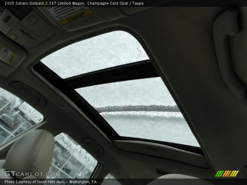 Sunroof of 2005 Outback 2.5XT Limited Wagon
