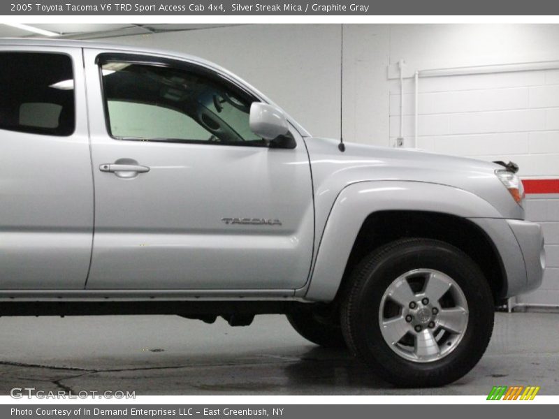 Silver Streak Mica / Graphite Gray 2005 Toyota Tacoma V6 TRD Sport Access Cab 4x4