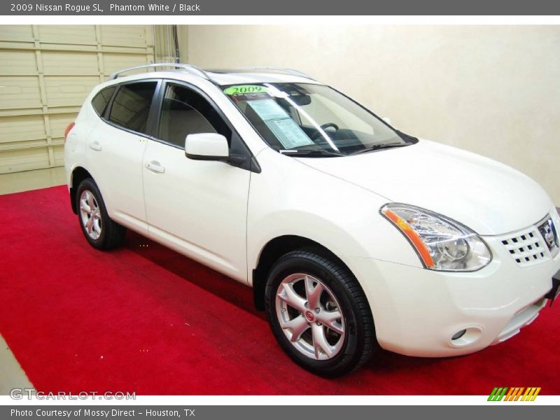 Phantom White / Black 2009 Nissan Rogue SL