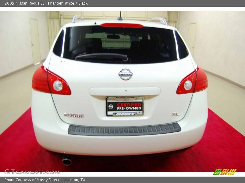 Phantom White / Black 2009 Nissan Rogue SL