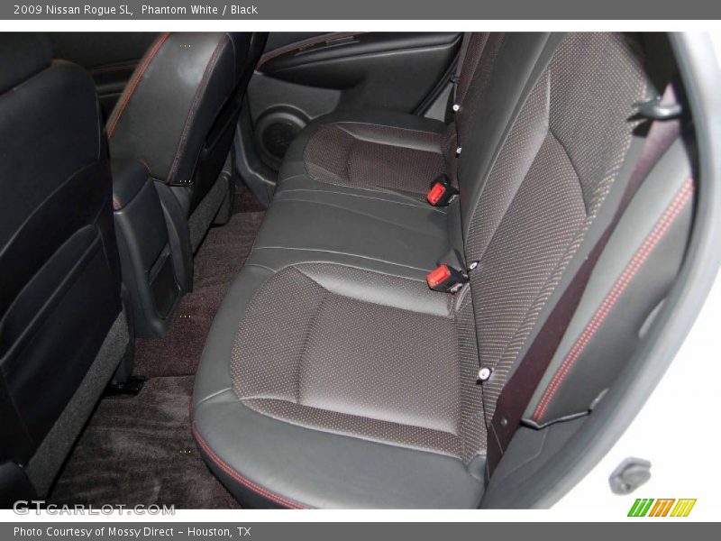 Phantom White / Black 2009 Nissan Rogue SL