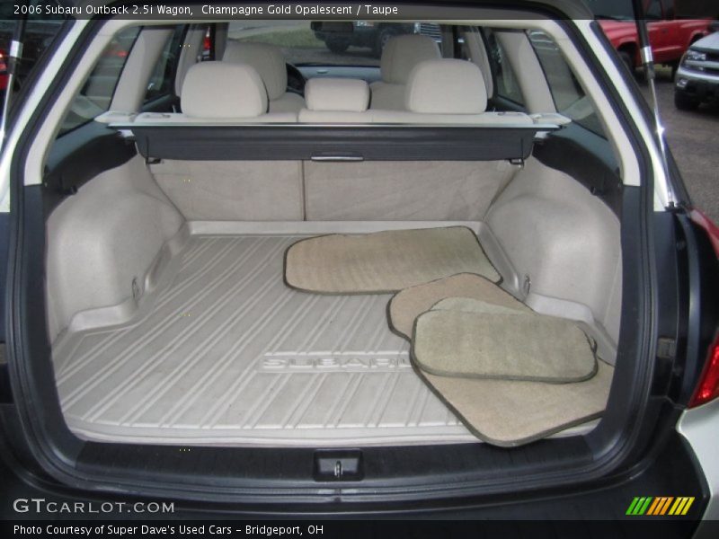 Champagne Gold Opalescent / Taupe 2006 Subaru Outback 2.5i Wagon