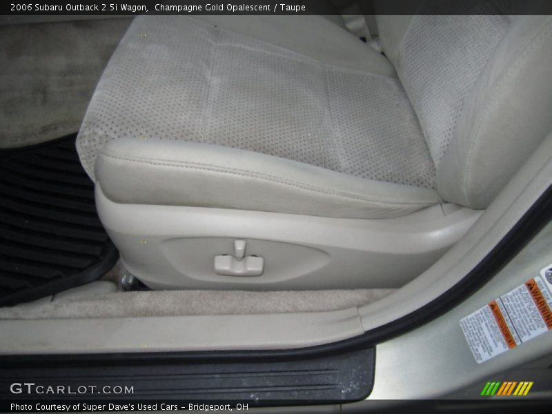 Champagne Gold Opalescent / Taupe 2006 Subaru Outback 2.5i Wagon