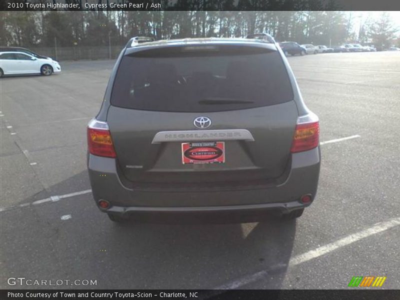 Cypress Green Pearl / Ash 2010 Toyota Highlander