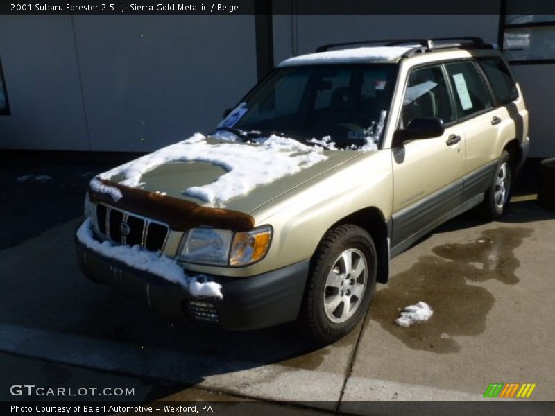 Sierra Gold Metallic / Beige 2001 Subaru Forester 2.5 L