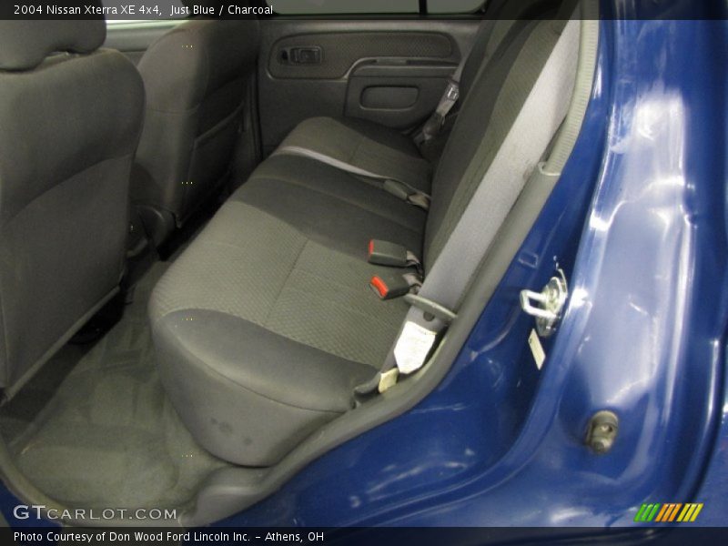 Just Blue / Charcoal 2004 Nissan Xterra XE 4x4