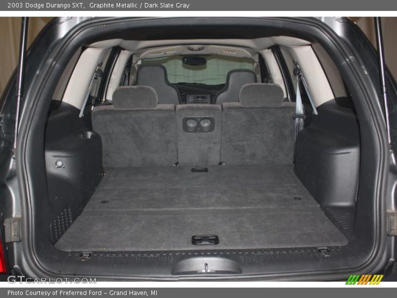  2003 Durango SXT Trunk