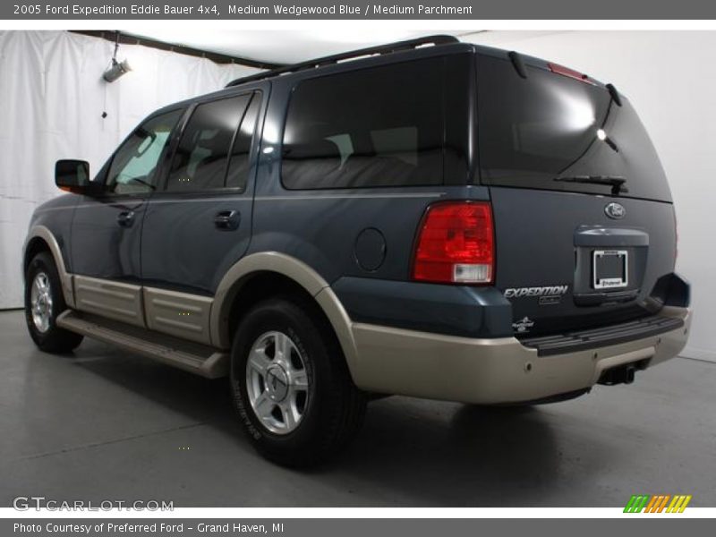Medium Wedgewood Blue / Medium Parchment 2005 Ford Expedition Eddie Bauer 4x4
