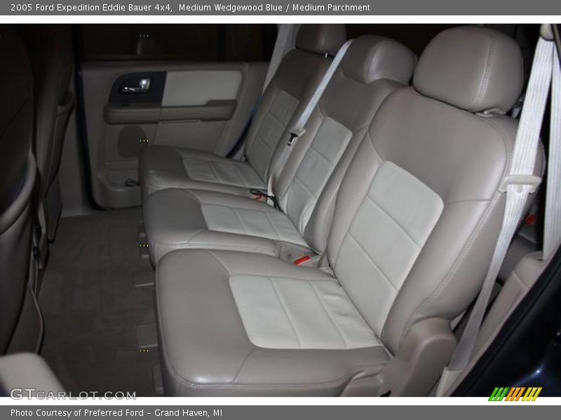 Medium Wedgewood Blue / Medium Parchment 2005 Ford Expedition Eddie Bauer 4x4