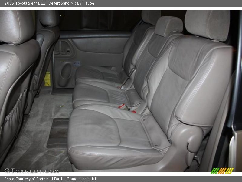Desert Sand Mica / Taupe 2005 Toyota Sienna LE