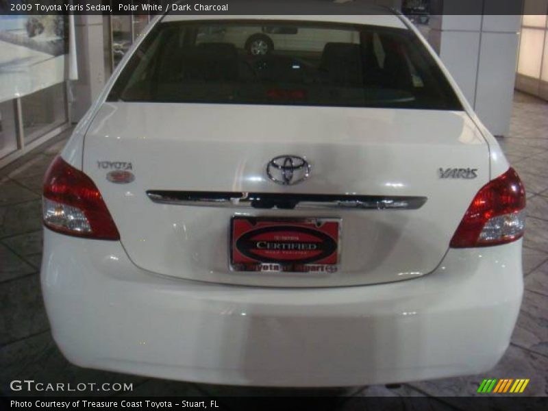 Polar White / Dark Charcoal 2009 Toyota Yaris Sedan