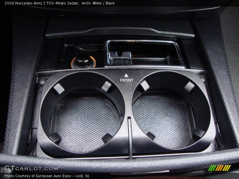 Arctic White / Black 2009 Mercedes-Benz S 550 4Matic Sedan