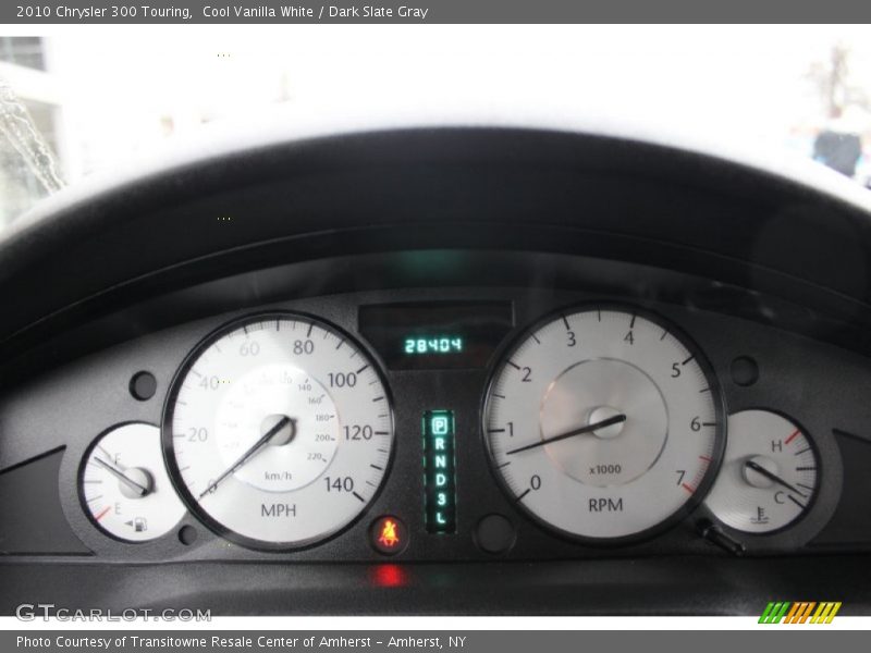 Cool Vanilla White / Dark Slate Gray 2010 Chrysler 300 Touring