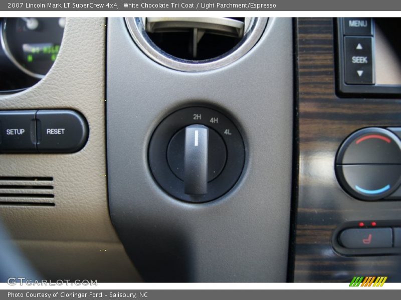 Controls of 2007 Mark LT SuperCrew 4x4