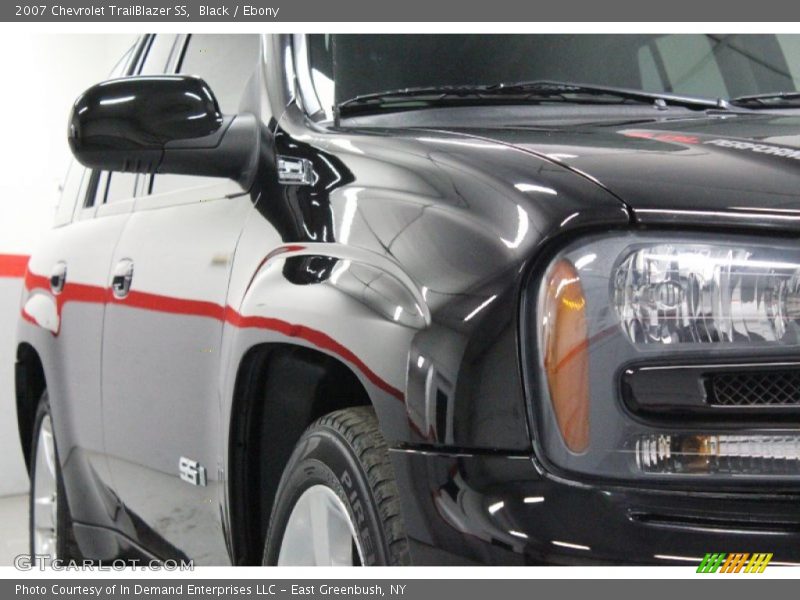 Black / Ebony 2007 Chevrolet TrailBlazer SS
