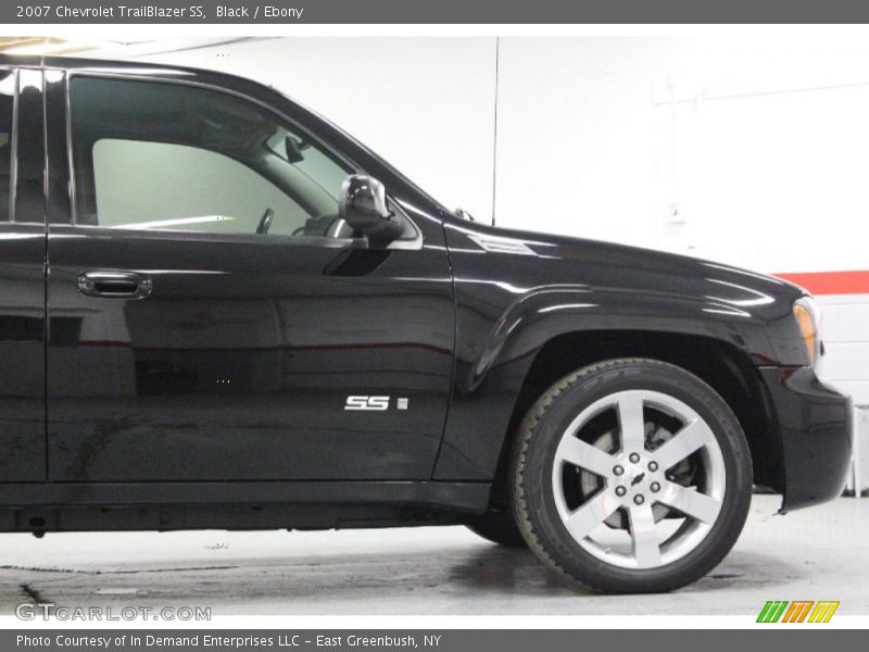 Black / Ebony 2007 Chevrolet TrailBlazer SS