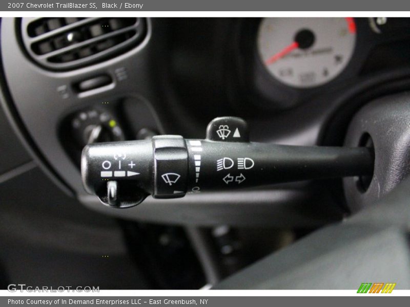 Controls of 2007 TrailBlazer SS