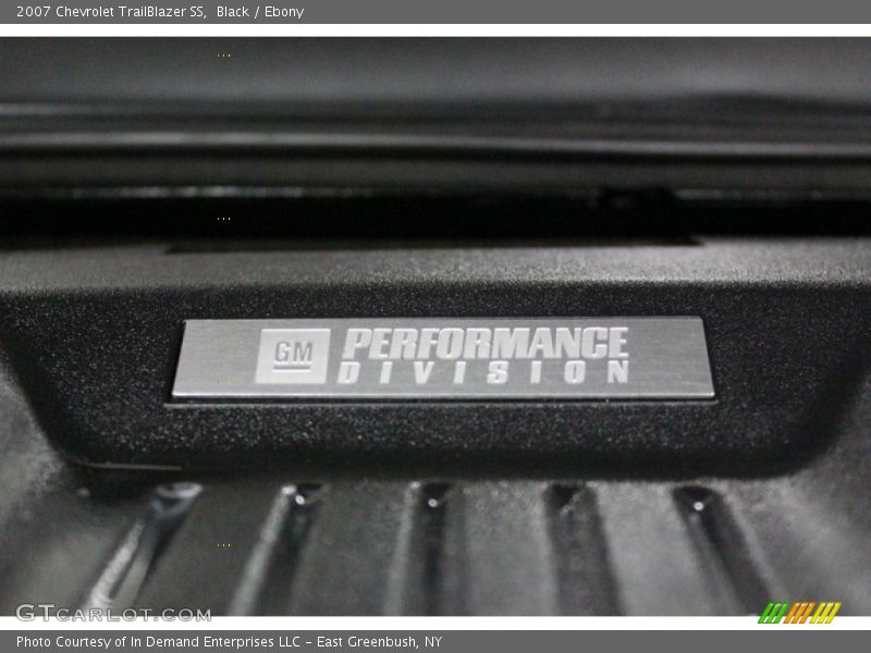 Black / Ebony 2007 Chevrolet TrailBlazer SS