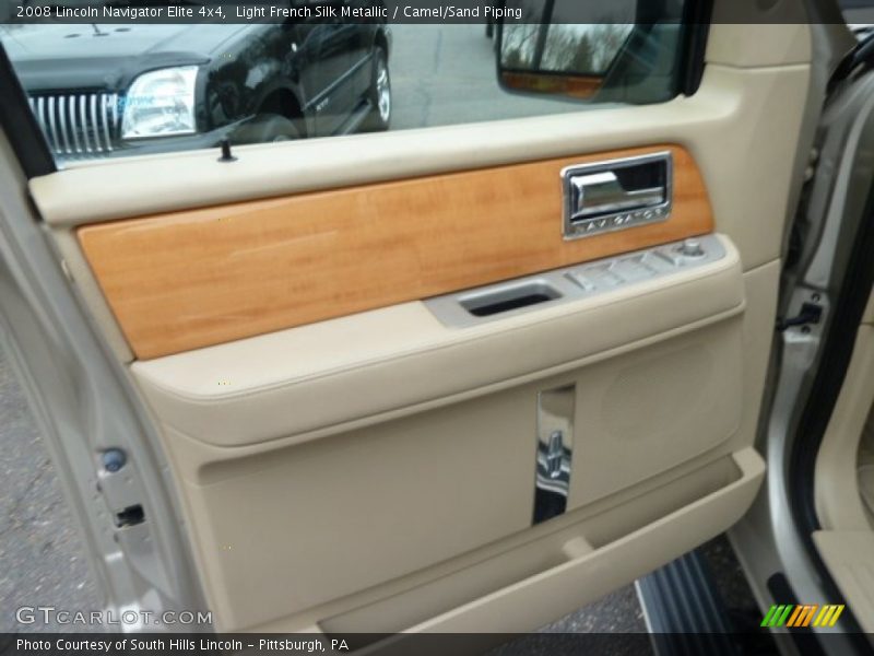 Light French Silk Metallic / Camel/Sand Piping 2008 Lincoln Navigator Elite 4x4