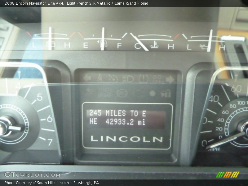 Light French Silk Metallic / Camel/Sand Piping 2008 Lincoln Navigator Elite 4x4