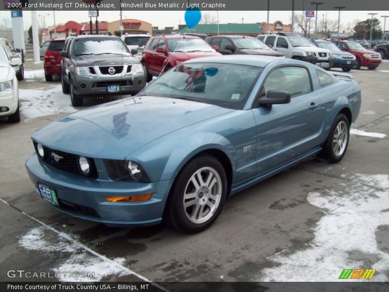 Windveil Blue Metallic / Light Graphite 2005 Ford Mustang GT Deluxe Coupe