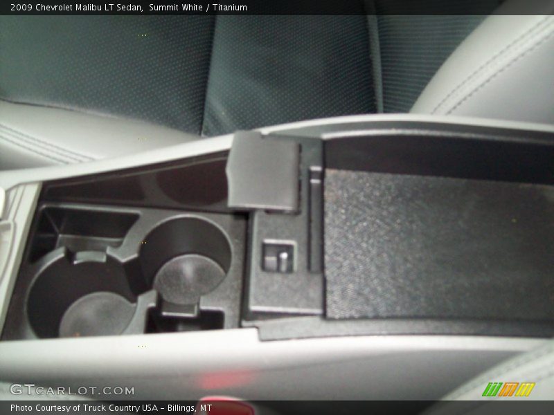 Summit White / Titanium 2009 Chevrolet Malibu LT Sedan