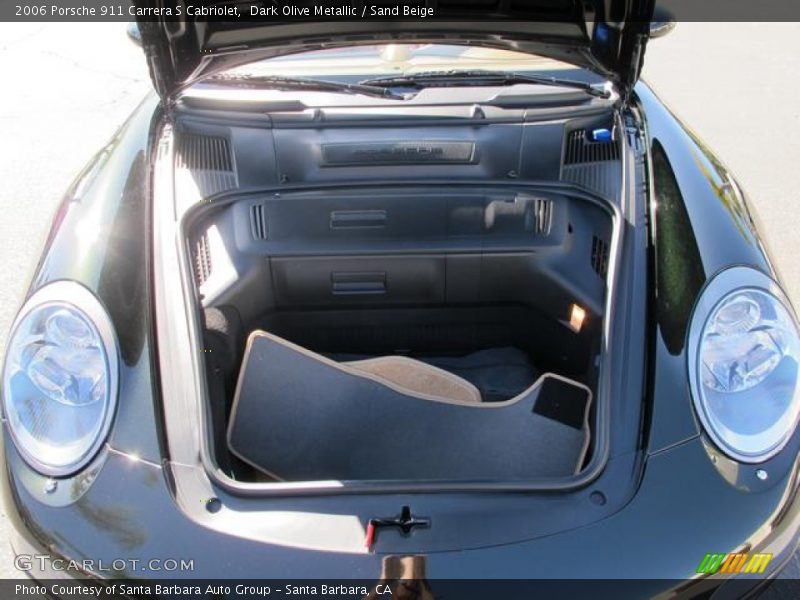  2006 911 Carrera S Cabriolet Trunk