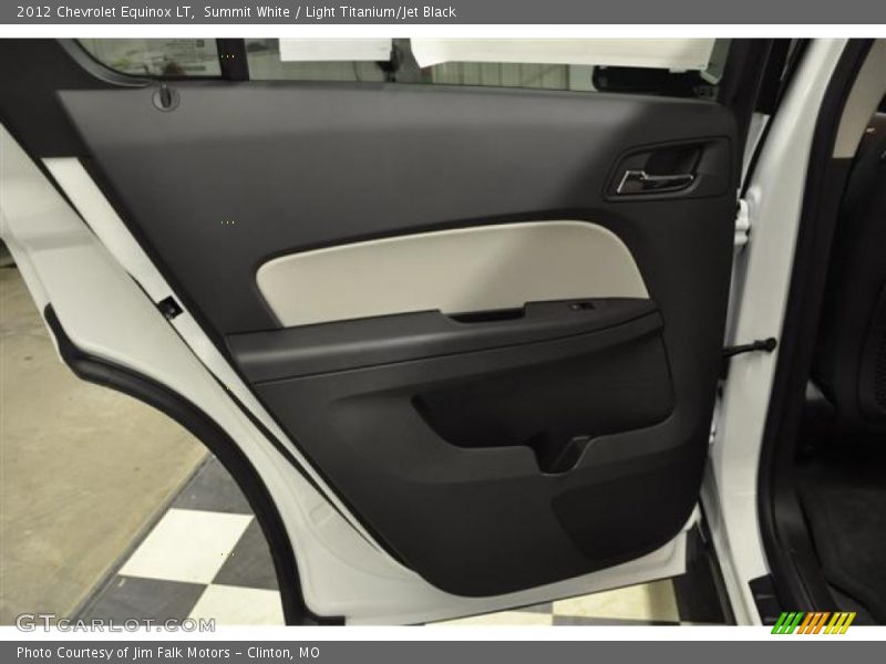 Summit White / Light Titanium/Jet Black 2012 Chevrolet Equinox LT