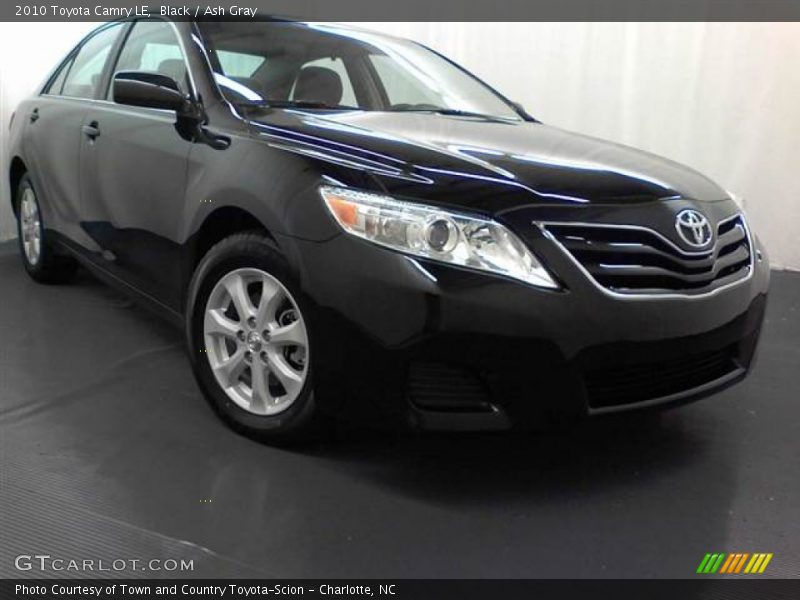 Black / Ash Gray 2010 Toyota Camry LE
