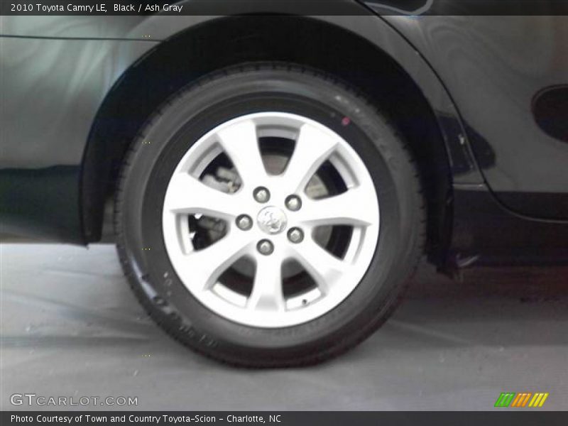 Black / Ash Gray 2010 Toyota Camry LE