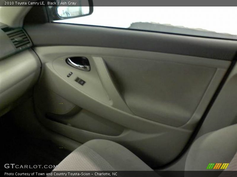 Black / Ash Gray 2010 Toyota Camry LE