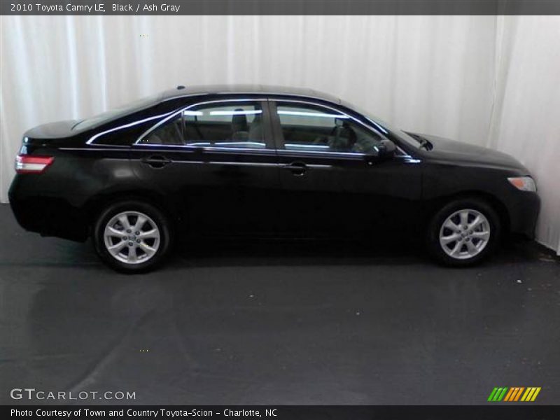 Black / Ash Gray 2010 Toyota Camry LE