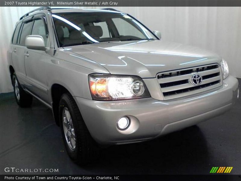 Millenium Silver Metallic / Ash Gray 2007 Toyota Highlander V6