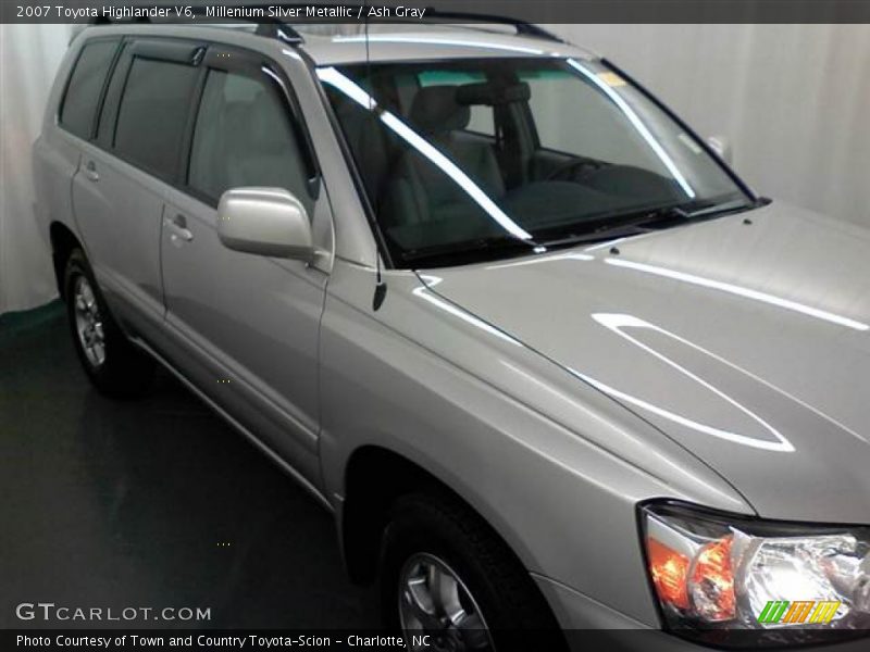 Millenium Silver Metallic / Ash Gray 2007 Toyota Highlander V6
