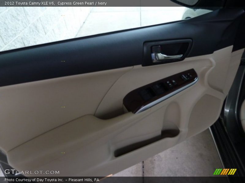 Cypress Green Pearl / Ivory 2012 Toyota Camry XLE V6