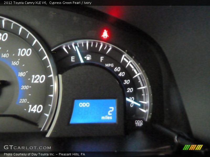 Cypress Green Pearl / Ivory 2012 Toyota Camry XLE V6