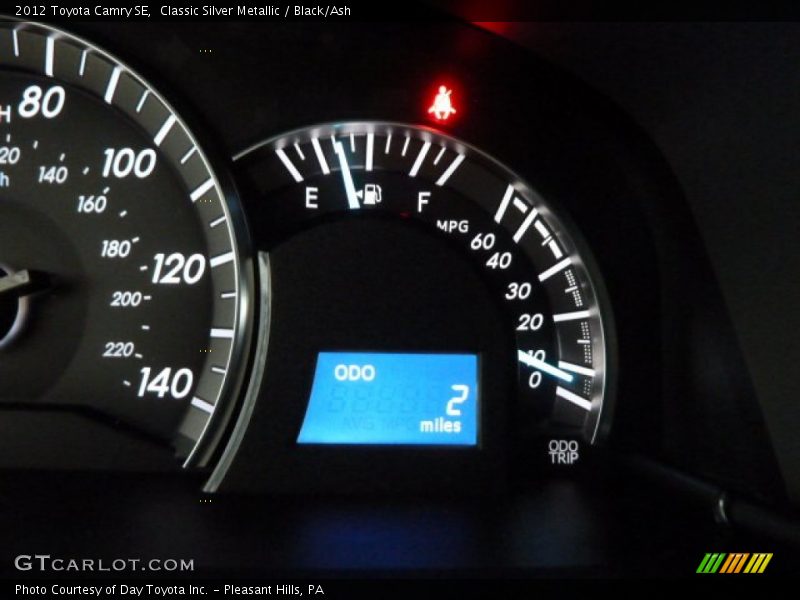 Classic Silver Metallic / Black/Ash 2012 Toyota Camry SE