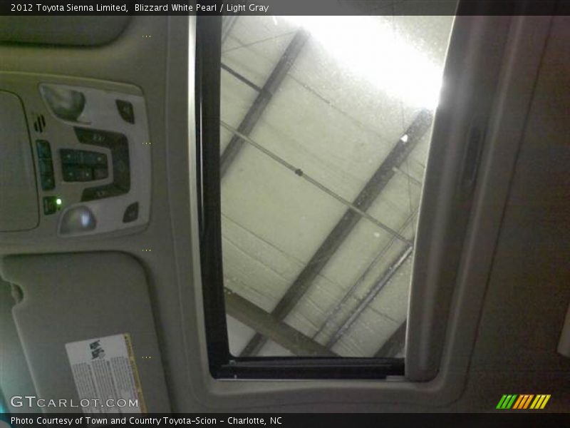 Blizzard White Pearl / Light Gray 2012 Toyota Sienna Limited