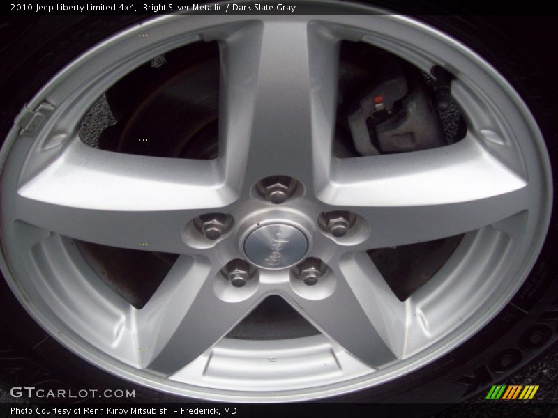 Bright Silver Metallic / Dark Slate Gray 2010 Jeep Liberty Limited 4x4
