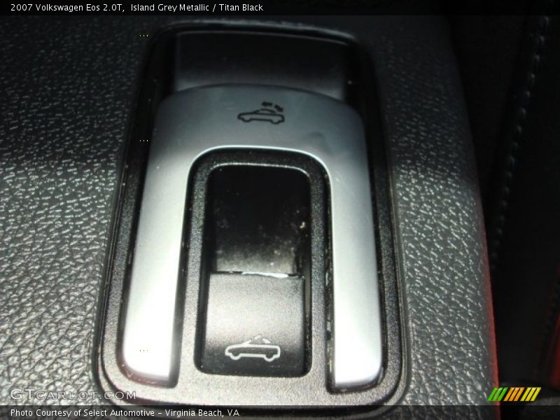 Island Grey Metallic / Titan Black 2007 Volkswagen Eos 2.0T