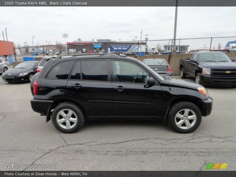 Black / Dark Charcoal 2005 Toyota RAV4 4WD