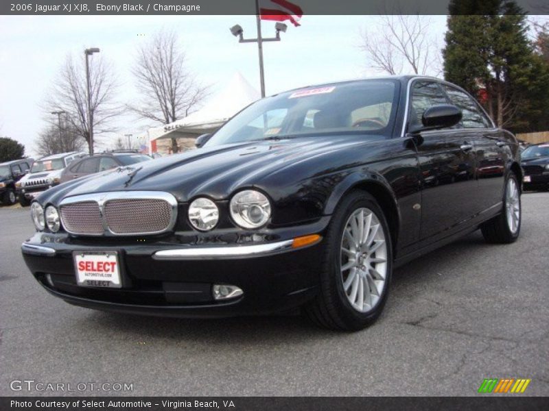 Ebony Black / Champagne 2006 Jaguar XJ XJ8